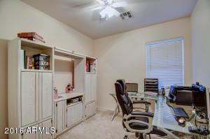 1672 S Falcon Dr, Gilbert, AZ 85295 photo 24