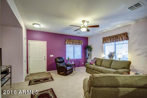 1672 S Falcon Dr, Gilbert, AZ 85295 photo 7