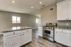 4137 N 27th Dr, Phoenix, AZ 85017 photo 16