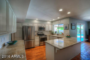 2443 E Christy Dr, Phoenix, AZ 85028 photo 4