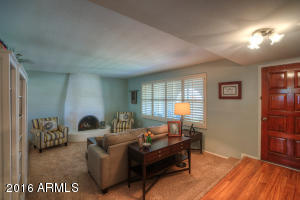 2443 E Christy Dr, Phoenix, AZ 85028 photo 2