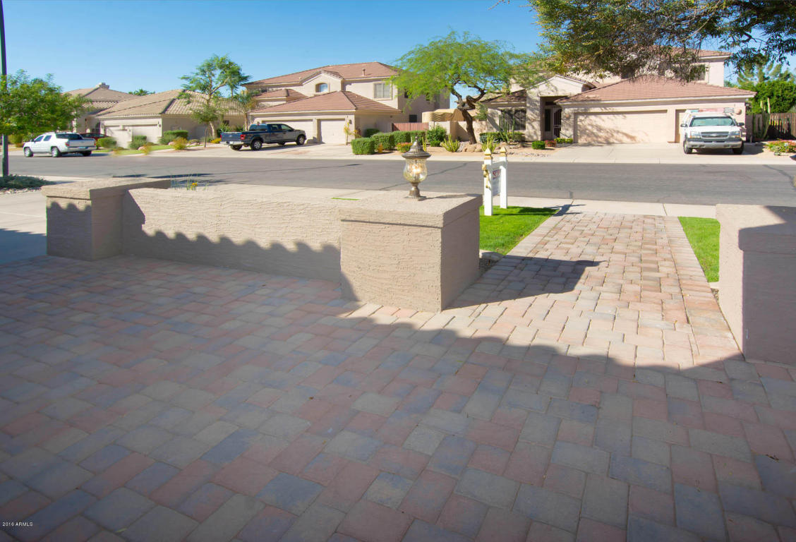 1503 E Sagebrush St, Gilbert, AZ 85296 photo 3