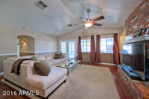 4150 N 35th Pl, Phoenix, AZ 85018 photo 8