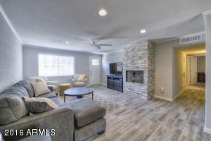 3748 E Gelding Dr, Phoenix, AZ 85032 photo 4