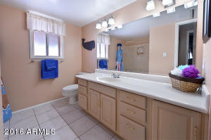 502 E Meadow Ln, Phoenix, AZ 85022 photo 21