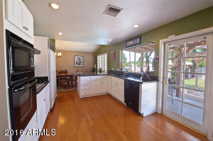502 E Meadow Ln, Phoenix, AZ 85022 photo 7