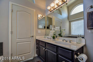 483 E Sherri Dr, Gilbert, AZ 85296 photo 28