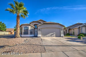 483 E Sherri Dr, Gilbert, AZ 85296 photo 3