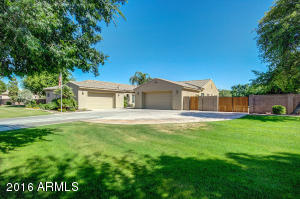2889 E Lowell Ave, Gilbert, AZ 85295 photo 3