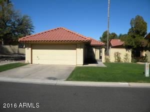 5212 E Half Moon Dr, Phoenix, AZ 85044 photo 1
