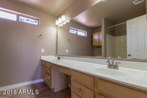 2055 E Pinto Dr, Gilbert, AZ 85296 photo 14