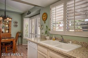 3879 Everett Dr, Phoenix, AZ 85032 photo 11