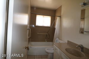 1315 E Georgia Ave, Phoenix, AZ 85014 photo 9