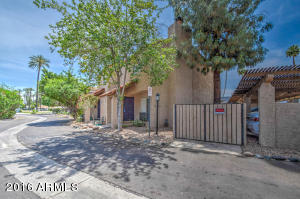 4549 E Rhonda Dr, Phoenix, AZ 85018 photo 3