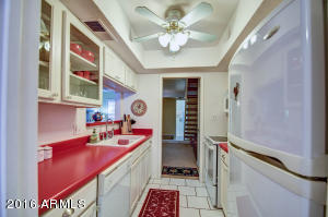 4549 E Rhonda Dr, Phoenix, AZ 85018 photo 7