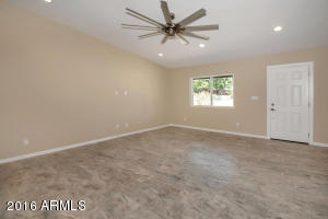 1807 E Fairmount Ave, Phoenix, AZ 85016 photo 4