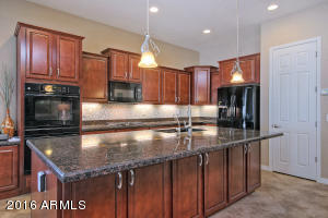 1630 E Nightingale Ln, Gilbert, AZ 85298 photo 11