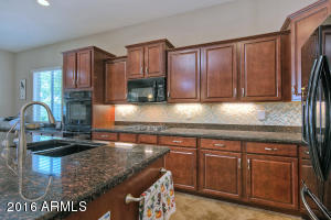 1630 E Nightingale Ln, Gilbert, AZ 85298 photo 14