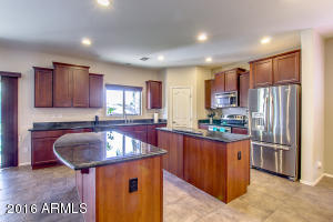 2879 E Trigger Way, Gilbert, AZ 85297 photo 7