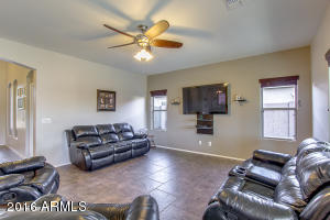 2879 E Trigger Way, Gilbert, AZ 85297 photo 15
