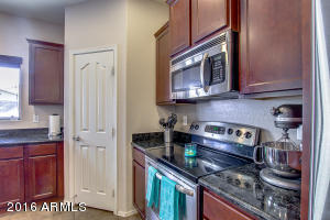 2879 E Trigger Way, Gilbert, AZ 85297 photo 10