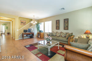 1744 S Falcon Dr, Gilbert, AZ 85295 photo 4