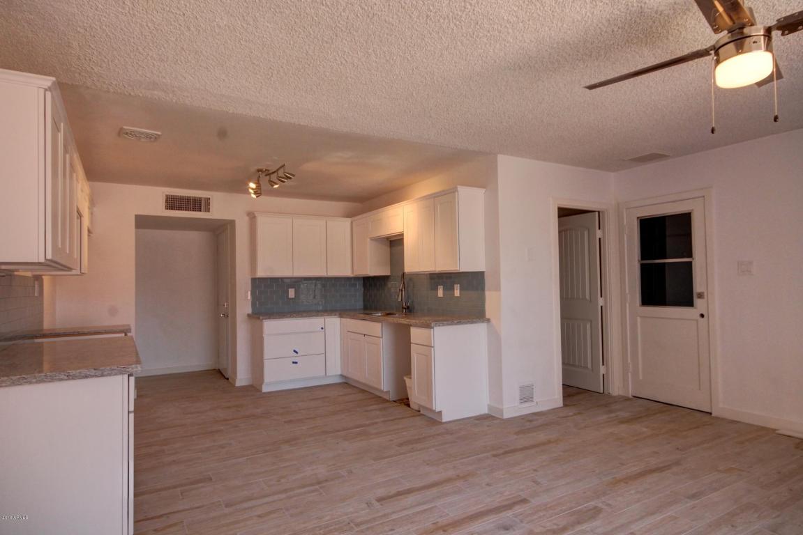 6502 W Devonshire Ave, Phoenix, AZ 85033 photo 2