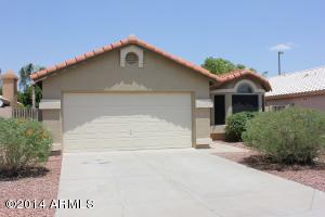 528 E Cantebria Dr, Gilbert, AZ 85296 photo 1