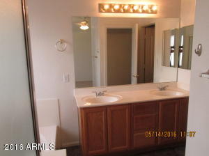 528 E Cantebria Dr, Gilbert, AZ 85296 photo 15