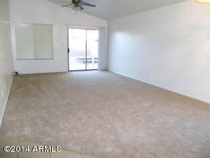 528 E Cantebria Dr, Gilbert, AZ 85296 photo 4