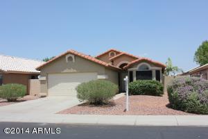 528 E Cantebria Dr, Gilbert, AZ 85296 photo 3