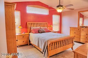3245 E Sequoia Dr, Phoenix, AZ 85050 photo 6