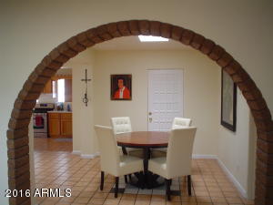 2331 W Mitchell Dr, Phoenix, AZ 85015 photo 9