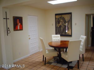 2331 W Mitchell Dr, Phoenix, AZ 85015 photo 8