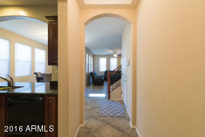 3236 E Meadowview Dr, Gilbert, AZ 85298 photo 2