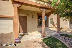 2023 S Falcon Dr, Gilbert, AZ 85295 photo 9