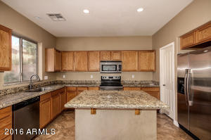 2023 S Falcon Dr, Gilbert, AZ 85295 photo 19