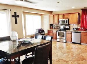 2304 Enid Cir, Mesa, AZ 85204 photo 4