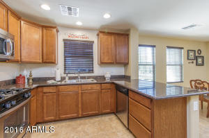 2233 S Buckaroo Trl, Gilbert, AZ 85295 photo 9