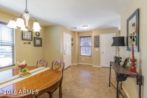2233 S Buckaroo Trl, Gilbert, AZ 85295 photo 4