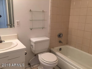 3915 W Ocotillo Rd, Phoenix, AZ 85019 photo 8
