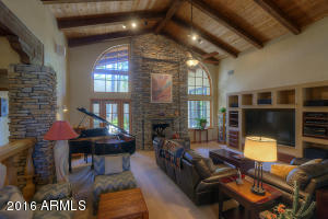 2023 E Caroline Ln, Tempe, AZ 85284 photo 3