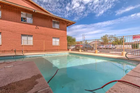 9633 N 17th Ave, Phoenix, AZ 85021 photo 4