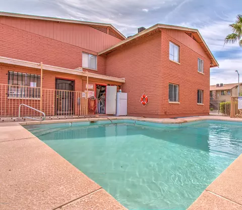 9633 N 17th Ave, Phoenix, AZ 85021 photo 1
