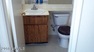 513 N 69th Ave, Phoenix, AZ 85043 photo 9