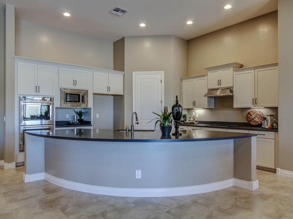 974 E Lowell Ave, Gilbert, AZ 85295 photo 9