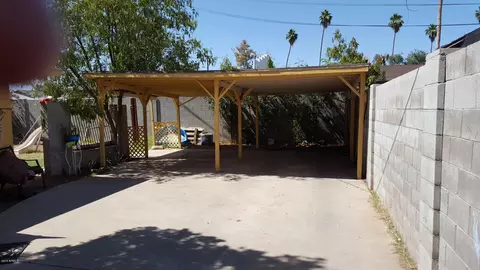 3942 Earll Dr, Phoenix, AZ 85018 photo 5