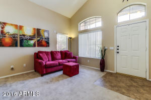 854 W Bruce Ave, Gilbert, AZ 85233 photo 2