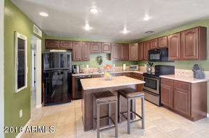 4022 E Ludlow Dr, Phoenix, AZ 85032 photo 2