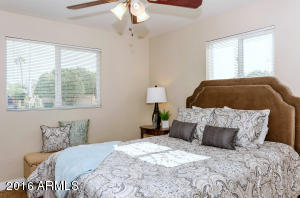 206 E Orchid Ln, Phoenix, AZ 85020 photo 15